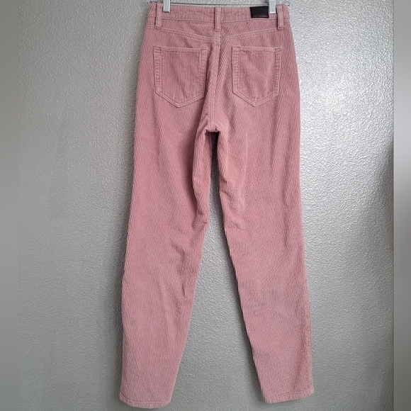 Urban Outfitters BDG Dusty Rose Corduroy High Rise Pants  Size 25 - Picture 2 of 4